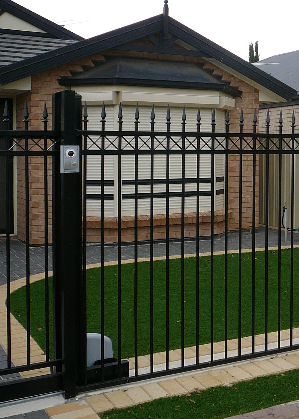 Fencing Adelaide | Visual Landscape Gardening Fencing Adelaide | Visual Landscape Gardening
